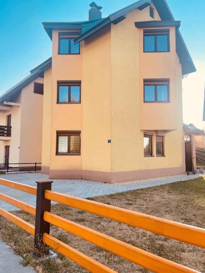 Hill Durmitor Apartment Zabljak  Bagian luar foto